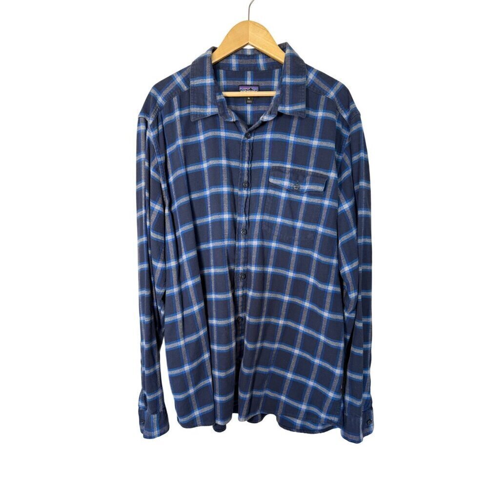 Patagonia Men's Lightweight Fjord Flannel Button Down Shirt Size XL Navy